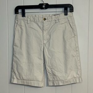 Vineyard Vines shorts size 14